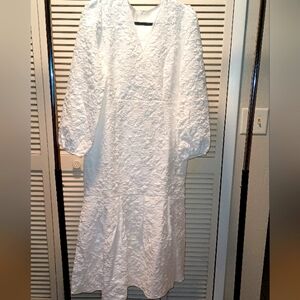 Women Long sleeve white dress
